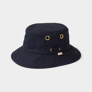 Tilly T1 Iconic Men’s Bucket Hat in Midnight Blue. Size XL. 7 3/4 in.